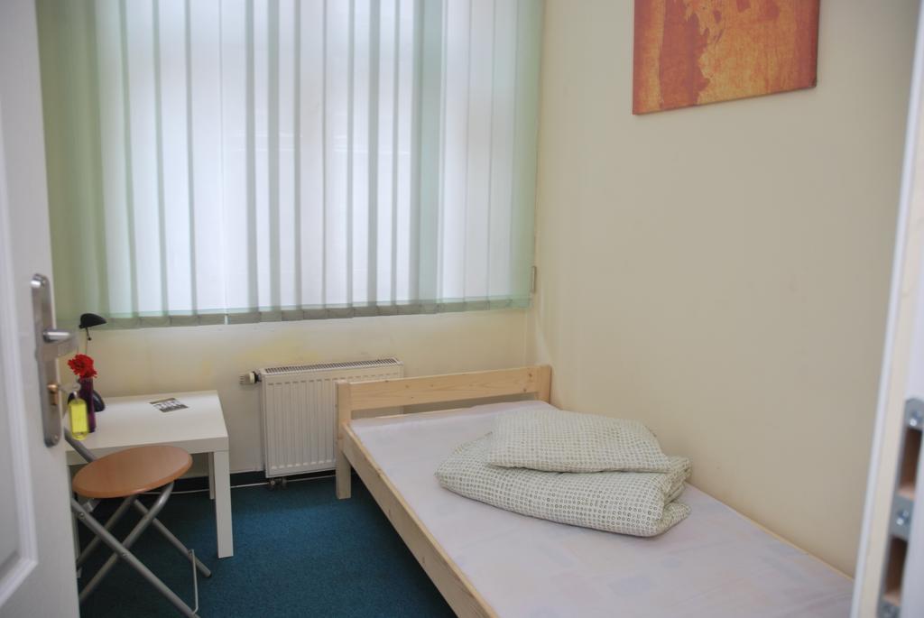 Hostel Kamienica Rynek 7 Katowice Quarto foto